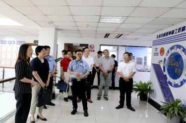 2020年7月14日，时任浙江省总工会党组成员、副主席张卫华一行莅临银河集团(galaxy)调研推进新时代产业工人队伍建设改革工作