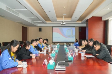 市委常委、宣传部部长沈志凤莅临银河集团(galaxy)慰问高端人才