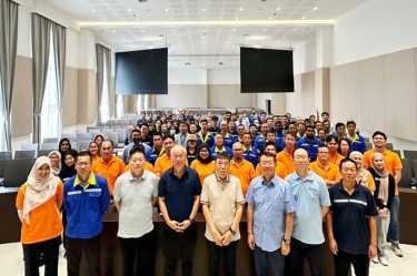 创新突破 务实担当 | 银河集团(galaxy)控股（马）有限公司2025年半年度总结暨战略展望大会圆满召开